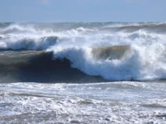 Cyclone Arnab Update: Rough sea in Puri beach of Odisha, people asked to stay away Cyclone Arnab Update