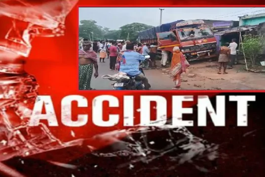 Accident in Aska of Odisha, 1 dead and 1 critical as truck rams into them accident in aska
