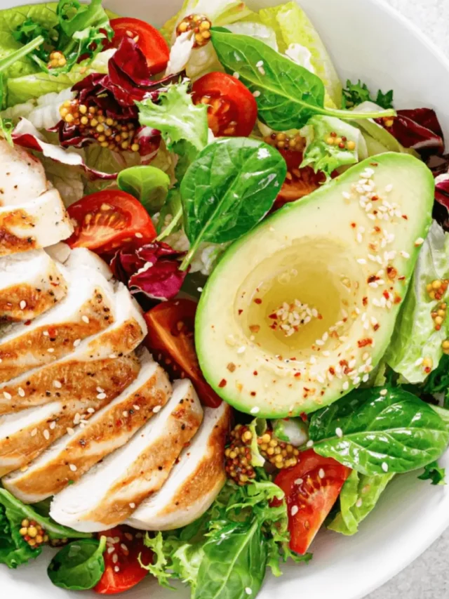 Benefits of adding salad to your daily meals