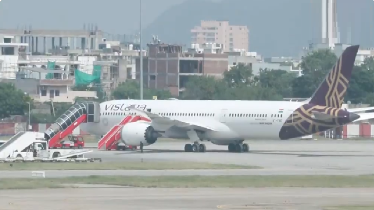 Hijack threat to Frankfurt Delhi flight Hijack threat to Frankfurt Delhi flight