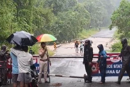 Cyclone Arnab Update: National Highway No. 326 closed as water flows over Ledhabandha bridge National Highway No. 326 closed