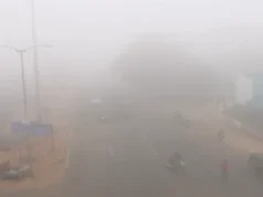 Dense fog in Bhubaneswar and Cuttack, visibility hampered and traffic snarls experienced dense fog in bhubaneswar and cuttack